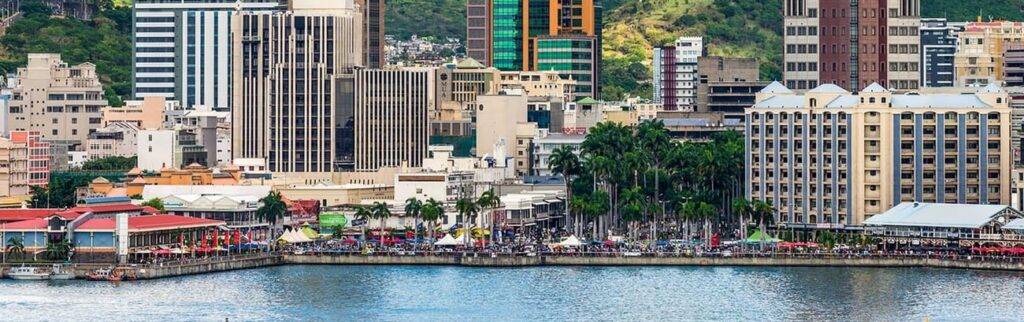 What is famous places for visit in Mauritius ?