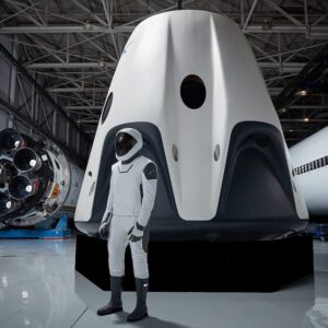 crew-dragon-spacex-interior-designboom-7-818x818